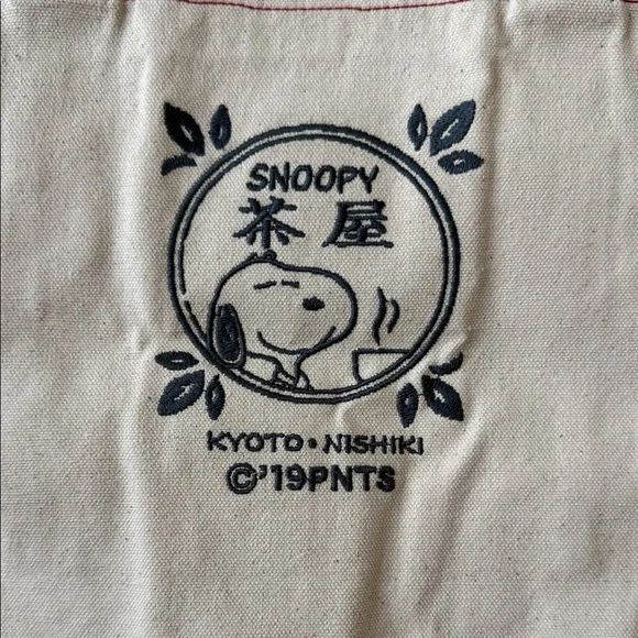 Snoopy Beige Tote Bag - Picture 4 of 5